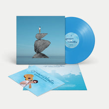 Charger l'image dans la galerie, Nouvel album introspectif de Juan Wauters, sur le label Captured Tracks, un moment de calme dépaysant !
COLLOQUE est un concept-store proposant musique, illustration et artisanat. Nombreuses idées cadeaux !