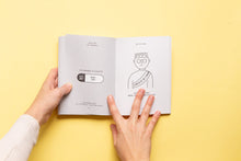 Charger l'image dans la galerie, Recueil des grands classiques "sondages" du dimanche soir d'Anaïs Loué, aka Studio 1+1, les OUI / NON. Parfait comme cadeau entre amis, ou pour soit ! COLLOQUE est un concept-store proposant musique, illustration et artisanat. Vous y trouverez de nombreuses idées cadeaux !