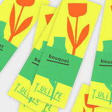 Charger l'image dans la galerie, Leporello de l'illustratrice Julie Legrand, bouquet fleuri de 5 fleurs sérigraphiées, 1 fleur par facette et 1 grande affiche au dos. COLLOQUE est un concept-store proposant musique, illustration et artisanat. Nombreuses idées cadeaux !