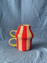 Charger l'image dans la galerie, céramique, vase, pot, grès, COLLOQUE est un concept-store proposant musique, illustration et artisanat. Nombreuses idées cadeaux !