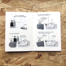 Charger l&#39;image dans la galerie, Fanzine de bande-dessinée, bd, imprimé en risographie. Tirage limité et signé par l&#39;artiste Tris Kotro, Tristan Cottreau. COLLOQUE est un concept-store proposant musique, illustration et artisanat. Nombreuses idées cadeaux !
