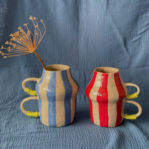 céramique, vase, pot, grès, COLLOQUE est un concept-store proposant musique, illustration et artisanat. Nombreuses idées cadeaux !